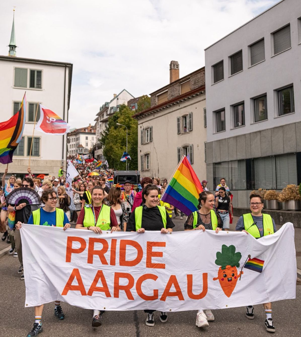 Programm: 14:30 Besammlung Bahnhofplatz, 14:45 Beinn Reden und Demo; 16:15 Festival auf dem Maienzugplatz; 20:30 Doors Afterparty by Glimmer im Kiff: Burlesque & Hot Queens